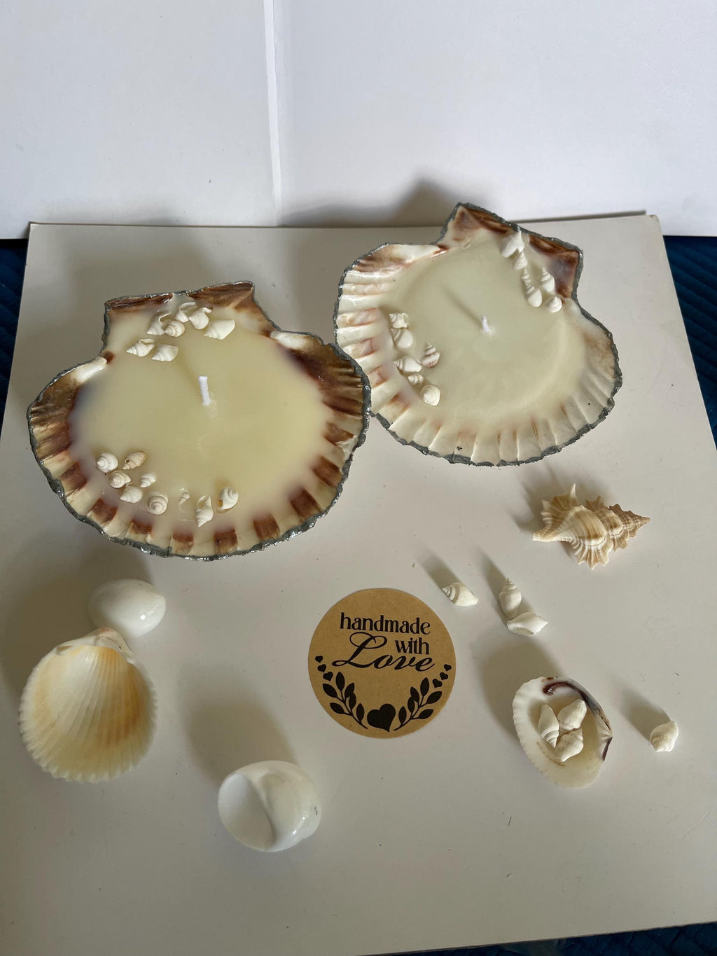 handmade candle, scallop shell