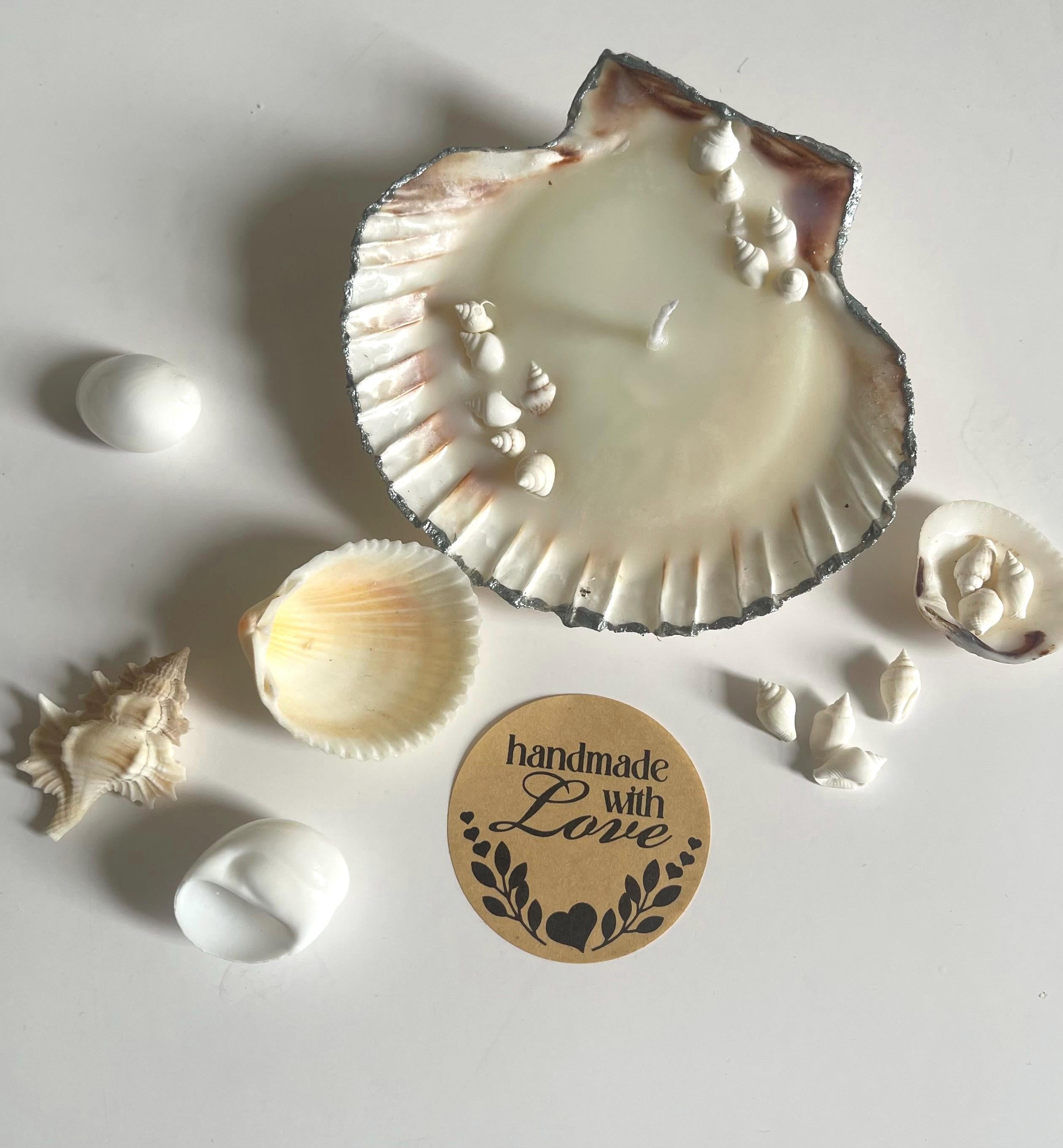 handmade candle, scallop shell