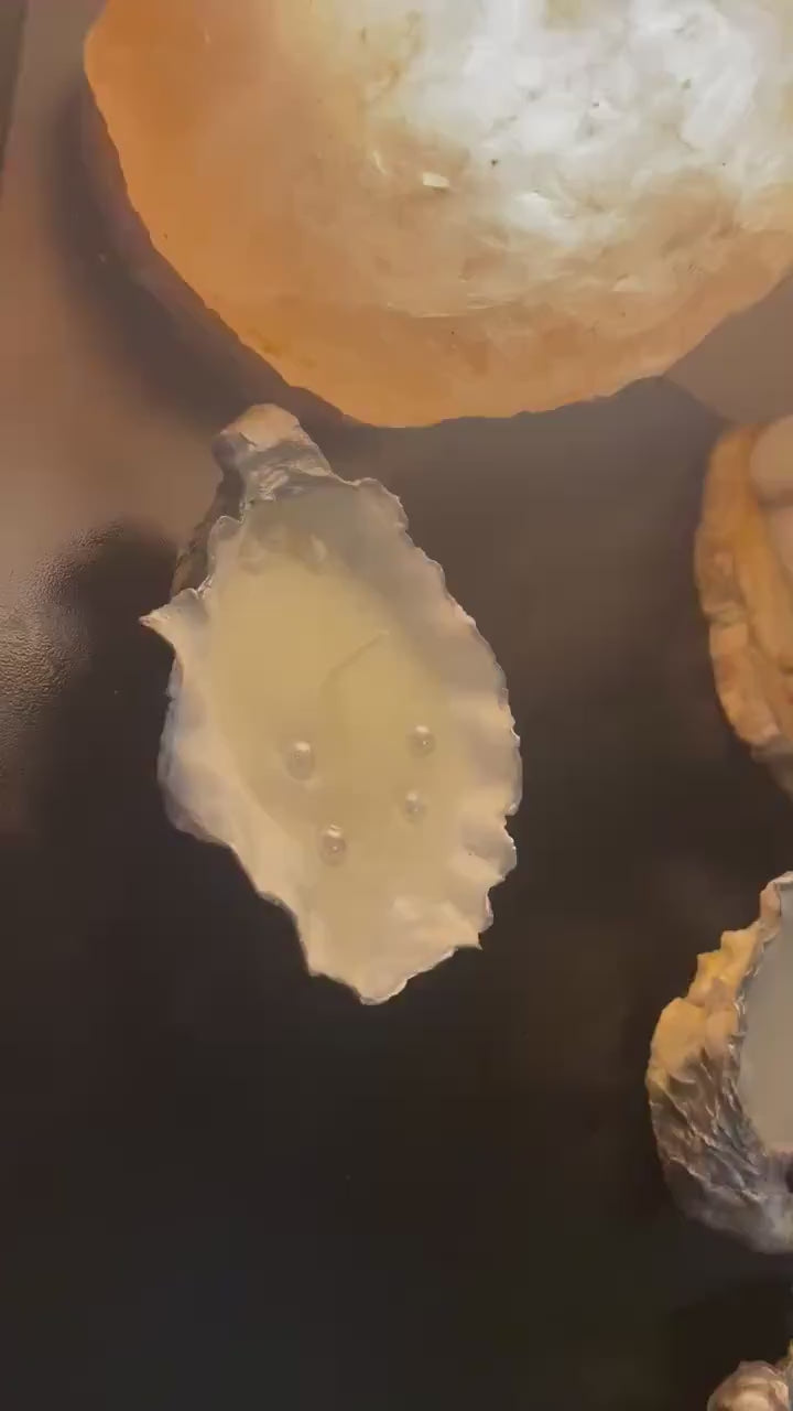 Oyster Shell Candle with Pearls – Handmade Soy Wax Coastal Decor